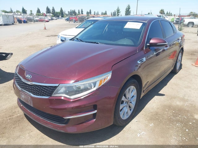 KIA Optima Lx 2017 5XXGT4L36HG153933 Image 2