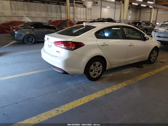 KIA FORTE LX 2018 3KPFL4A73JE262771 Image 4