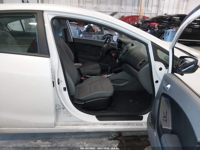 KIA FORTE LX 2018 3KPFL4A73JE262771 Image 5