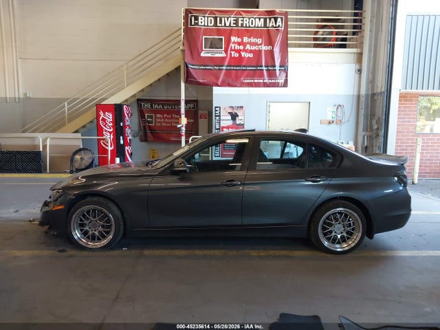 WBA3C1C58FP852353 BMW 328I