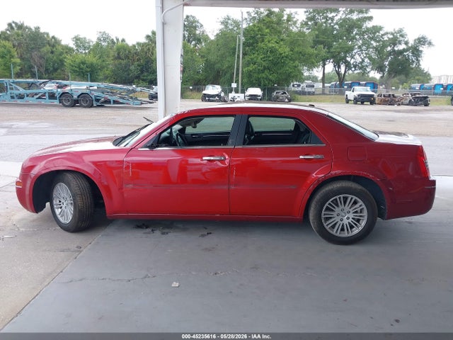 2010 Chrysler 300 Touring/signature Series/executive Series მანქანა იყიდება აუქციონზე, vin: 2C3CA5CVXAH206166, აუქციონის ნომერი: 45235616