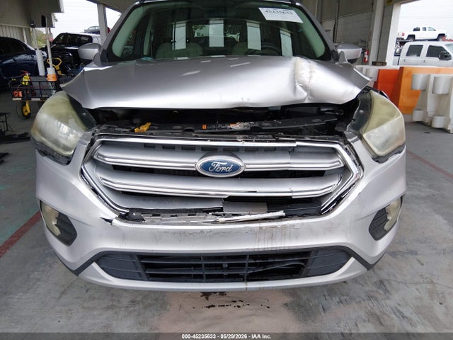Продаж на аукціоні авто 2017 Ford Escape Se, vin: 1FMCU0G96HUA46101, номер лоту: 45235633