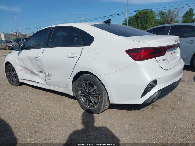 KIA Forte Lxs 2023 3KPF24AD3PE688753 Image 3