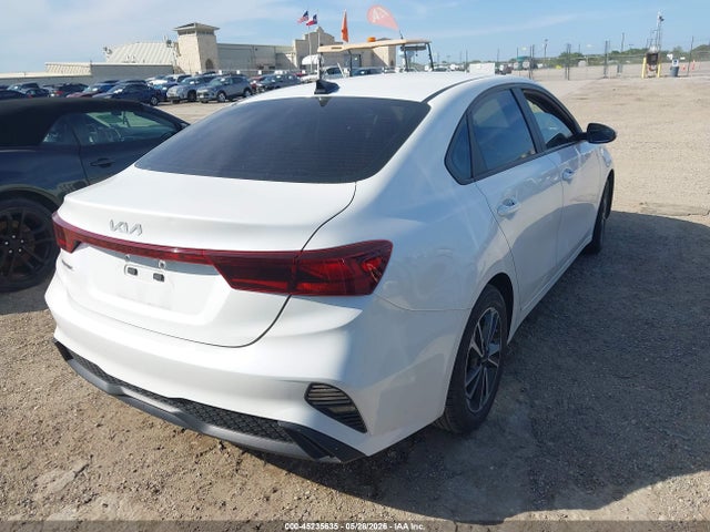 KIA Forte Lxs 2023 3KPF24AD3PE688753 Image 4