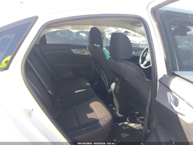 KIA Forte Lxs 2023 3KPF24AD3PE688753 Image 8