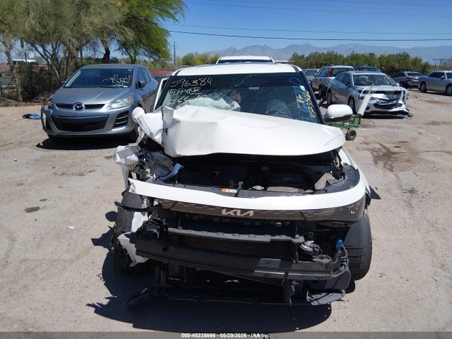 KNDJ53AU4P7844410 KIA Soul Gt-line