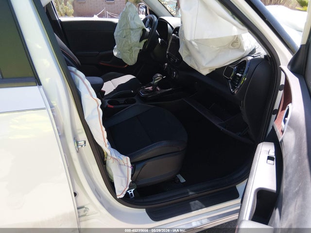 KNDJ53AU4P7844410 KIA Soul Gt-line