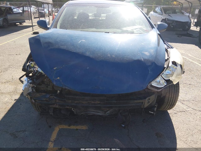 Продажа на аукционе авто 2015 Hyundai Elantra Se, vin: KMHDH4AE9FU225784, номер лота: 45235679