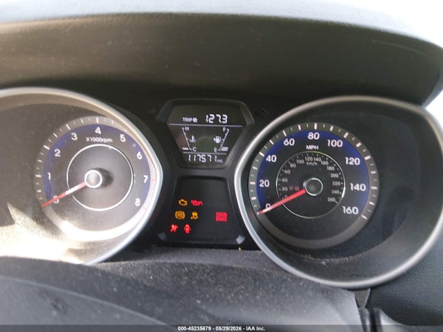 Продажа на аукционе авто 2015 Hyundai Elantra Se, vin: KMHDH4AE9FU225784, номер лота: 45235679