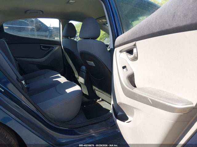 Продажа на аукционе авто 2015 Hyundai Elantra Se, vin: KMHDH4AE9FU225784, номер лота: 45235679