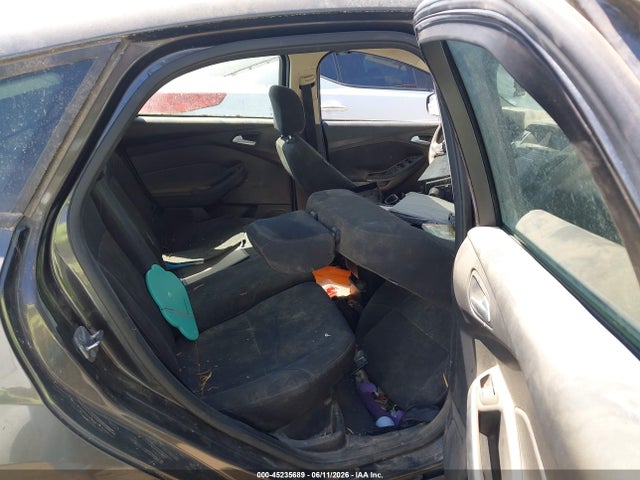 Ford FOCUS SE 2016 1FADP3K27GL204998 Image 8