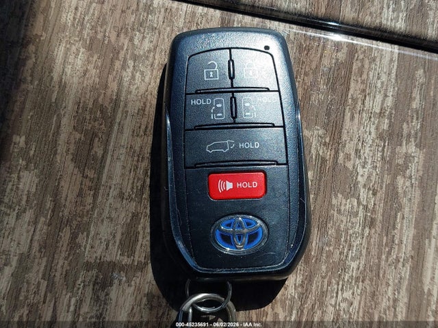 45235691 :رقم المزاد ، 5TDZSKFC2SS163554 vin ، 2025 Toyota Sienna Limited مزاد بيع