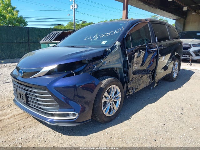 45235691 :رقم المزاد ، 5TDZSKFC2SS163554 vin ، 2025 Toyota Sienna Limited مزاد بيع