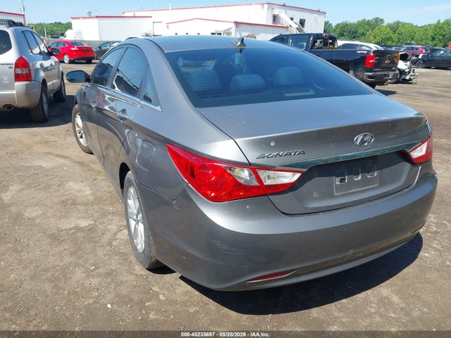 2013 Hyundai Sonata Gls მანქანა იყიდება აუქციონზე, vin: 5NPEB4AC0DH757828, აუქციონის ნომერი: 45235697