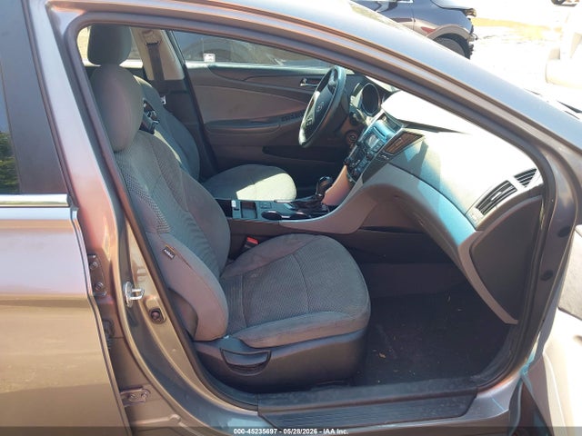 2013 Hyundai Sonata Gls მანქანა იყიდება აუქციონზე, vin: 5NPEB4AC0DH757828, აუქციონის ნომერი: 45235697
