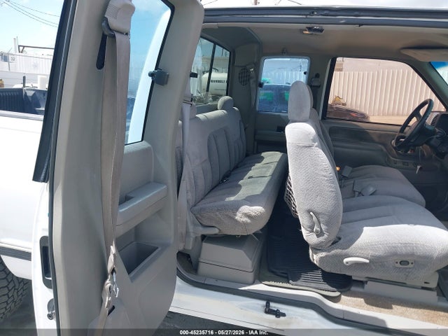 Aukcja sprzedaży 1999 Chevrolet C1500 Ls, vin: 1GCEC19R7XR132036, numer aukcji: 45235716