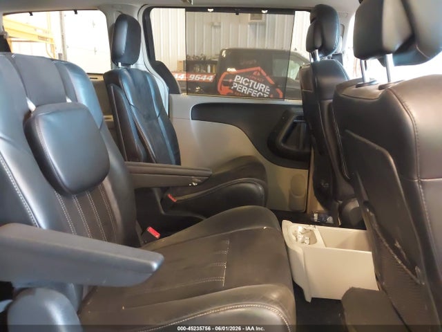 45235756 :رقم المزاد ، 2C4RC1CG1ER470578 vin ، 2014 Chrysler Town & Country Touring-l 30th Anniversary مزاد بيع
