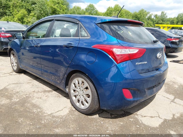 2016 Hyundai Elantra Gt მანქანა იყიდება აუქციონზე, vin: KMHD35LH2GU252984, აუქციონის ნომერი: 45235760