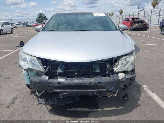 4T1BD1FKXEU120556 Toyota Camry Hybrid Xle