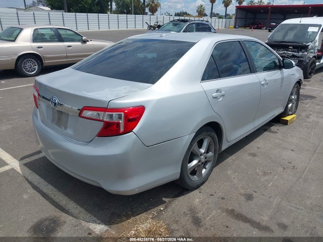 4T1BD1FKXEU120556 Toyota Camry Hybrid Xle