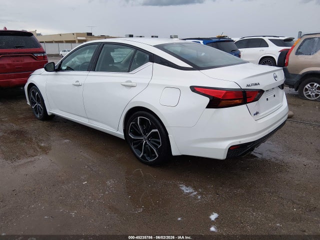 1N4BL4CV8RN400800 Nissan Altima Sr Fwd