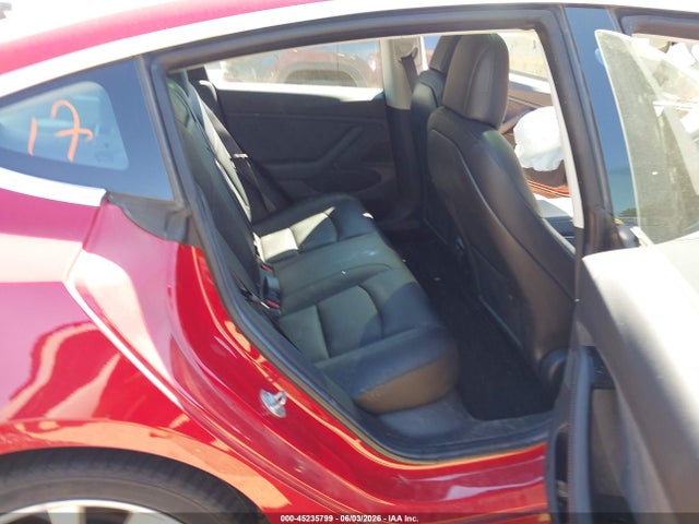 Tesla Model 3 Long Range/performance 2018 5YJ3E1EB0JF065397 Image 8