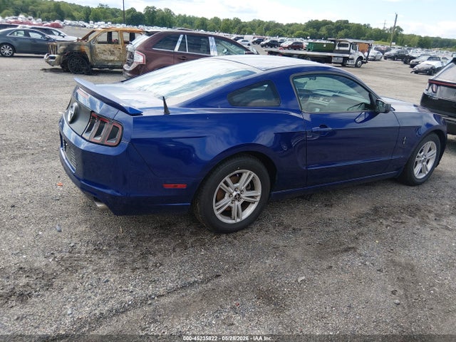 45235822 :رقم المزاد ، 1ZVBP8AMXE5276276 vin ، 2014 Ford Mustang V6 مزاد بيع