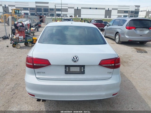 2017 Volkswagen Jetta 1.4t S მანქანა იყიდება აუქციონზე, vin: 3VW2B7AJ4HM335819, აუქციონის ნომერი: 45235829