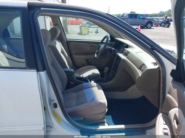 45235901 :رقم المزاد ، JT2BF28K7X0233756 vin ، 1999 Toyota Camry Le V6 مزاد بيع