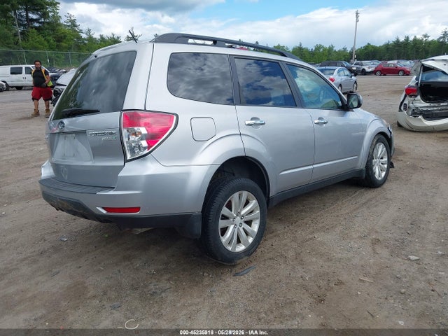 45235918 :رقم المزاد ، JF2SHADC8CH409608 vin ، 2012 Subaru Forester 2.5x Premium مزاد بيع