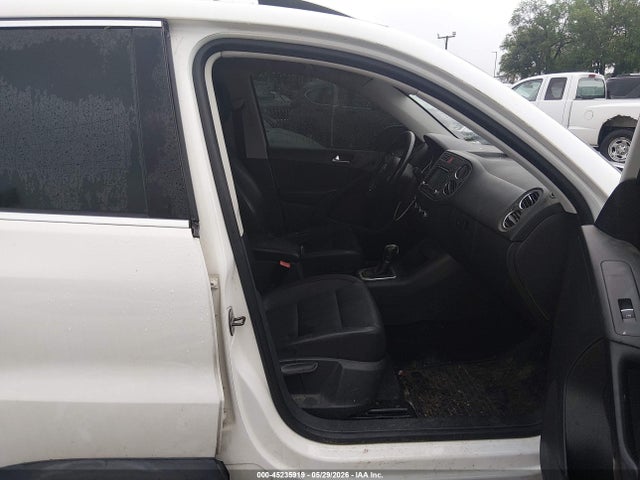 Продаж на аукціоні авто 2011 Volkswagen Tiguan Se, vin: WVGAV7AXXBW524469, номер лоту: 45235919