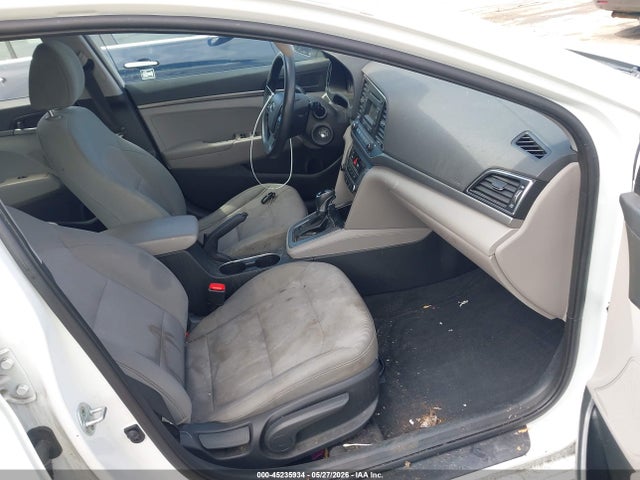 2017 Hyundai Elantra Se მანქანა იყიდება აუქციონზე, vin: 5NPD74LF6HH098924, აუქციონის ნომერი: 45235934