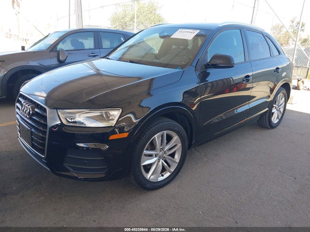 WA1BCCFS5HR009580 Audi Q3 2.0t Premium