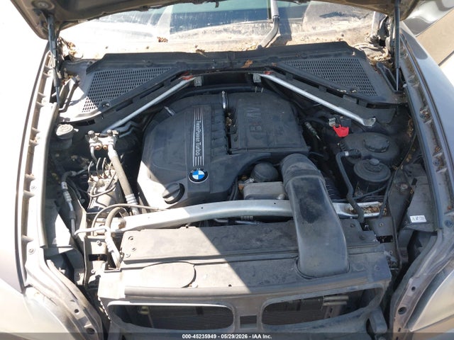 2011 Bmw X5 მანქანა იყიდება აუქციონზე, vin: 5UXZV4C5XBL738038, აუქციონის ნომერი: 45235949