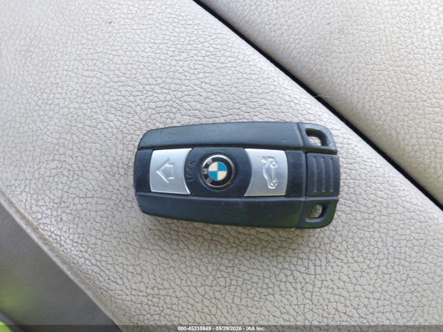 2011 Bmw X5 მანქანა იყიდება აუქციონზე, vin: 5UXZV4C5XBL738038, აუქციონის ნომერი: 45235949
