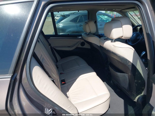 2011 Bmw X5 მანქანა იყიდება აუქციონზე, vin: 5UXZV4C5XBL738038, აუქციონის ნომერი: 45235949