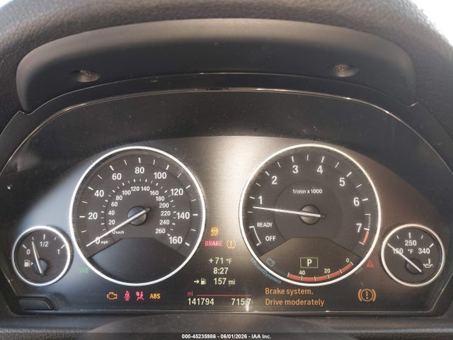 45235986 :رقم المزاد ، WBA3B1C58EK133179 vin ، 2014 Bmw 320i مزاد بيع