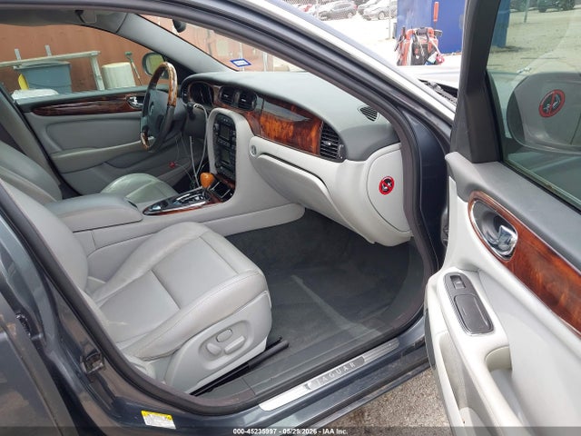 Продажа на аукционе авто 2004 Jaguar Xj8, vin: SAJEA71C14SG10878, номер лота: 45235997