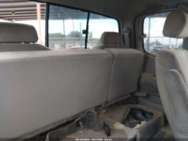2000 Toyota Tundra Sr5 V8 მანქანა იყიდება აუქციონზე, vin: 5TBRT3414YS120808, აუქციონის ნომერი: 45236025