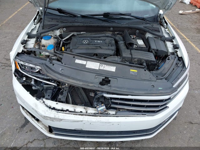 1VWBT7A39GC069311 Volkswagen Passat 1.8t Se
