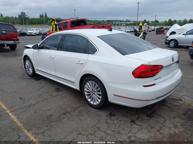 1VWBT7A39GC069311 Volkswagen Passat 1.8t Se