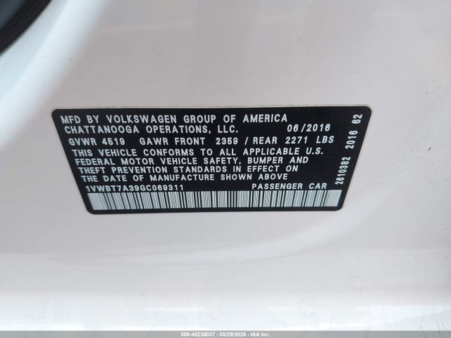 1VWBT7A39GC069311 Volkswagen Passat 1.8t Se
