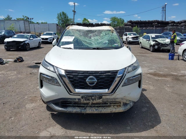 5N1AT3BA4MC710358 Nissan Rogue Sv Fwd