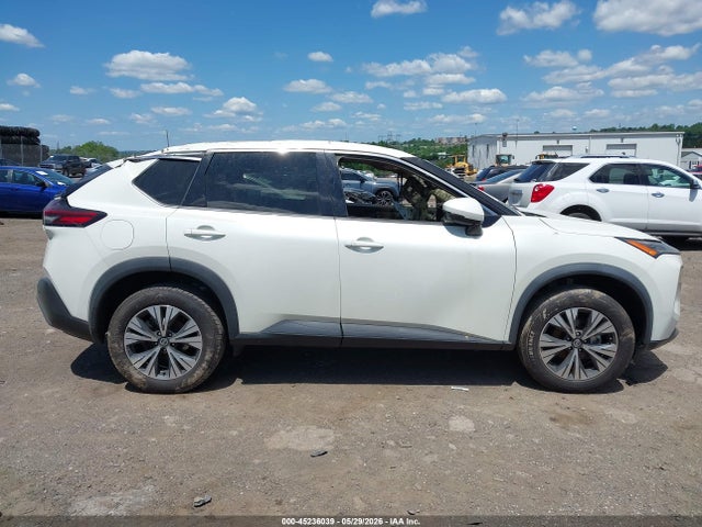 5N1AT3BA4MC710358 Nissan Rogue Sv Fwd
