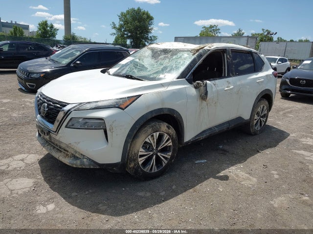5N1AT3BA4MC710358 Nissan Rogue Sv Fwd