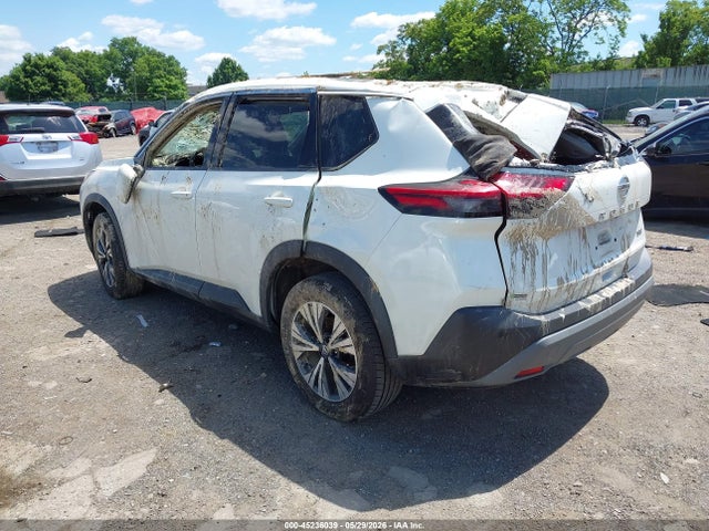5N1AT3BA4MC710358 Nissan Rogue Sv Fwd