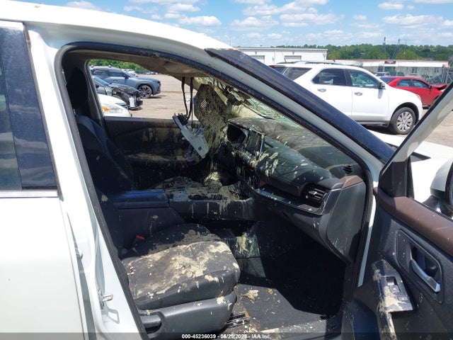 5N1AT3BA4MC710358 Nissan Rogue Sv Fwd