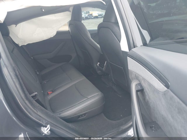 Продажа на аукционе авто 2026 Tesla Model Y All-wheel Drive/long Range Launch Series/premium All-wheel Drive, vin: 7SAYGDEE1TA441765, номер лота: 45236051