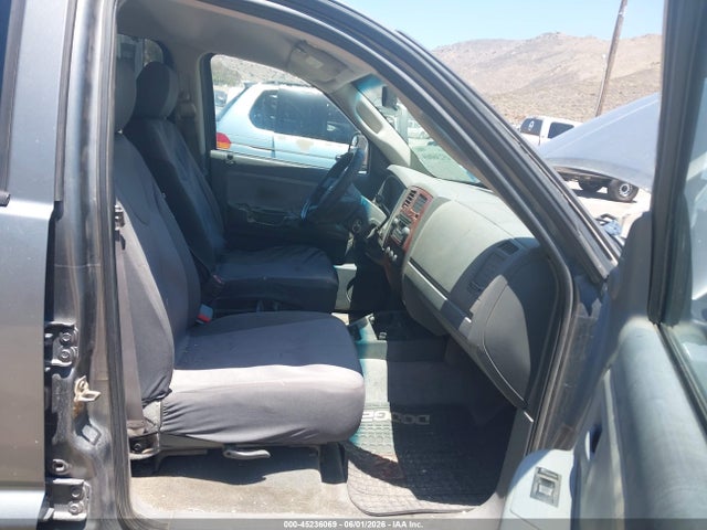 45236069 :رقم المزاد ، 1D7HE48K35S249072 vin ، 2005 Dodge Dakota Slt مزاد بيع