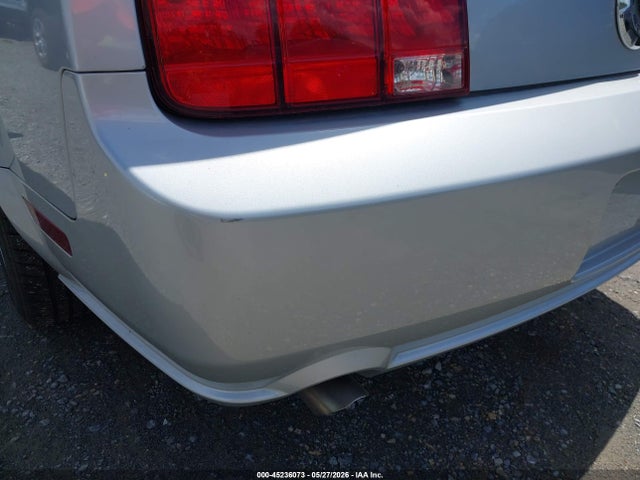 2005 Ford Mustang მანქანა იყიდება აუქციონზე, vin: 1ZVFT84N055216167, აუქციონის ნომერი: 45236073